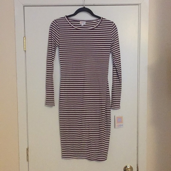 XS LuLaRoe Debbie BB42 993 - Picture 1 of 5